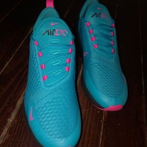Turquoise Nike Air Max 720’s